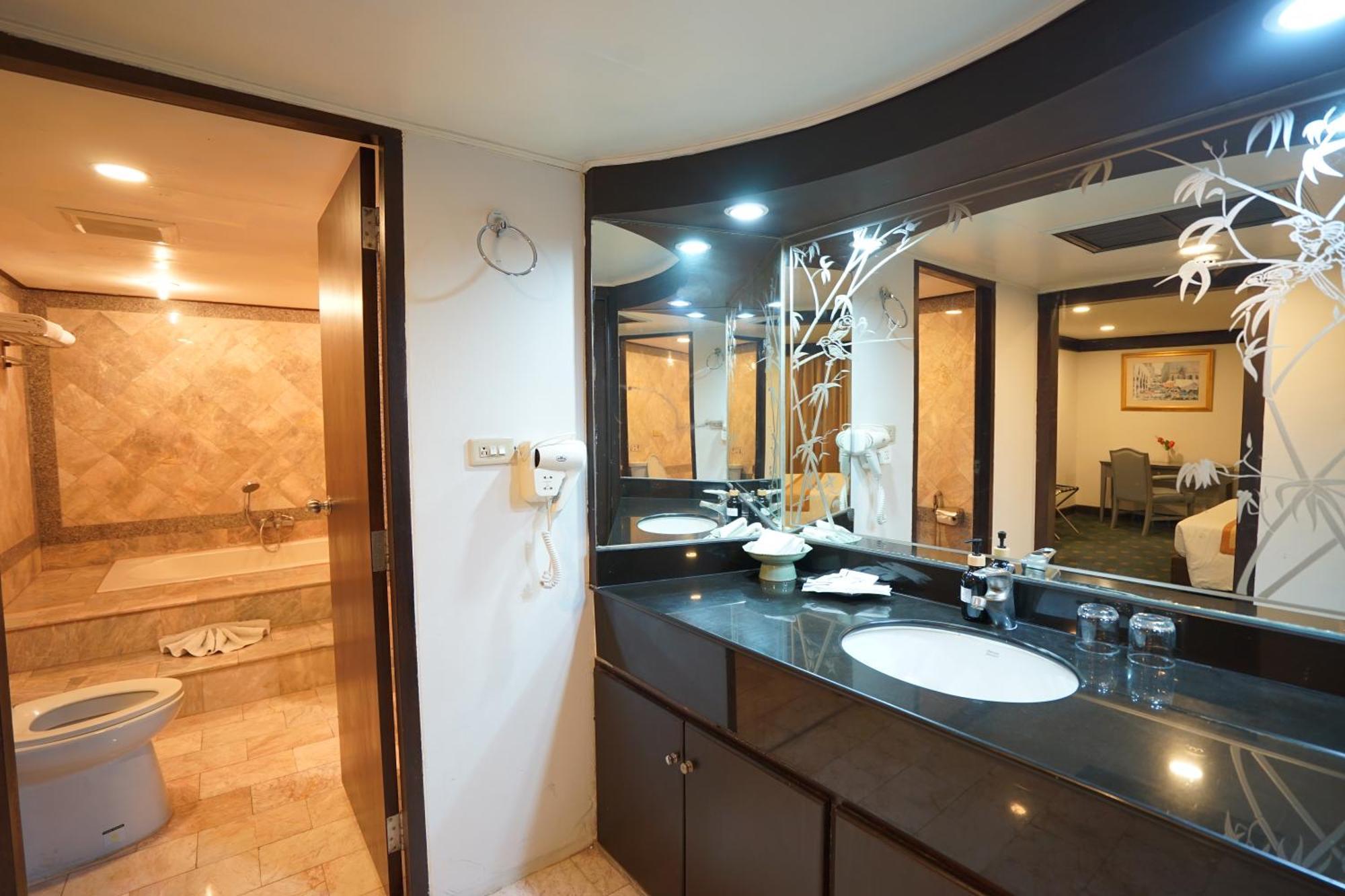 Hotel King Park Avenue 5*